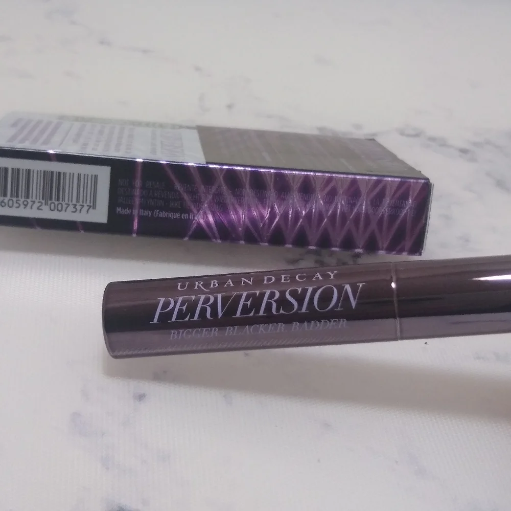 Urban Decay Perversion Volumizing Mascara .1 oz Mini Travel Size New